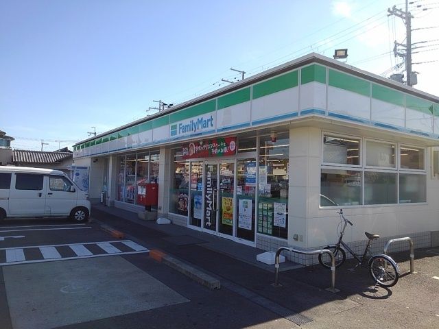 コンビニ　ファミリーマート善明寺店様（コンビニ）まで60m