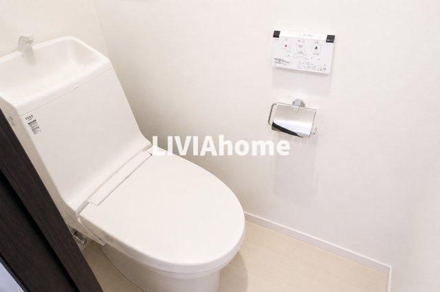 トイレ　同シリーズの参考写真です。実際の設備・内装は現況を優先とさせ