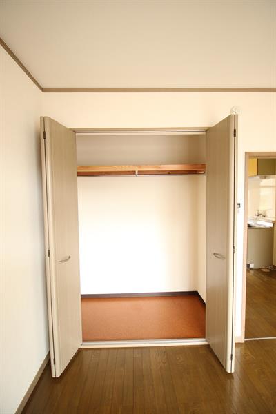 収納　※お部屋によって収納の形が違う場合もございます。