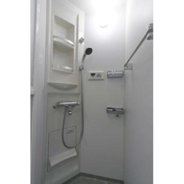 バス・シャワールーム　※写真は同タイプ住戸です。