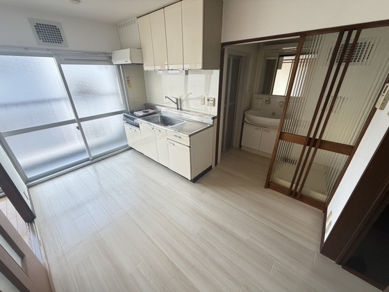 居室・リビング　※別部屋の写真です