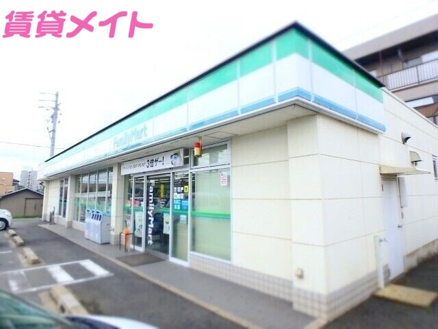 コンビニ　ファミリーマート朝日町おぶけ店（コンビニ）まで543m