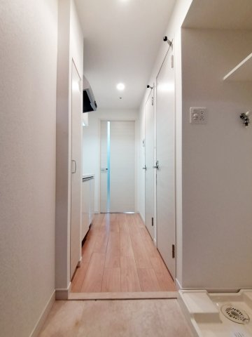 玄関　きれいな内装です