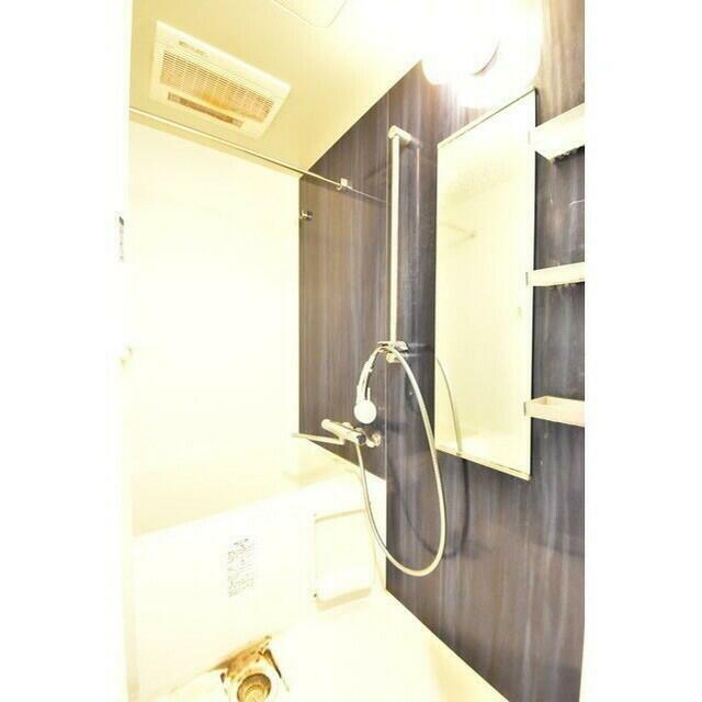 バス・シャワールーム　別部屋参考写真