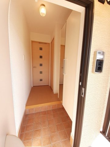 玄関　シンプルで使いやすい玄関です