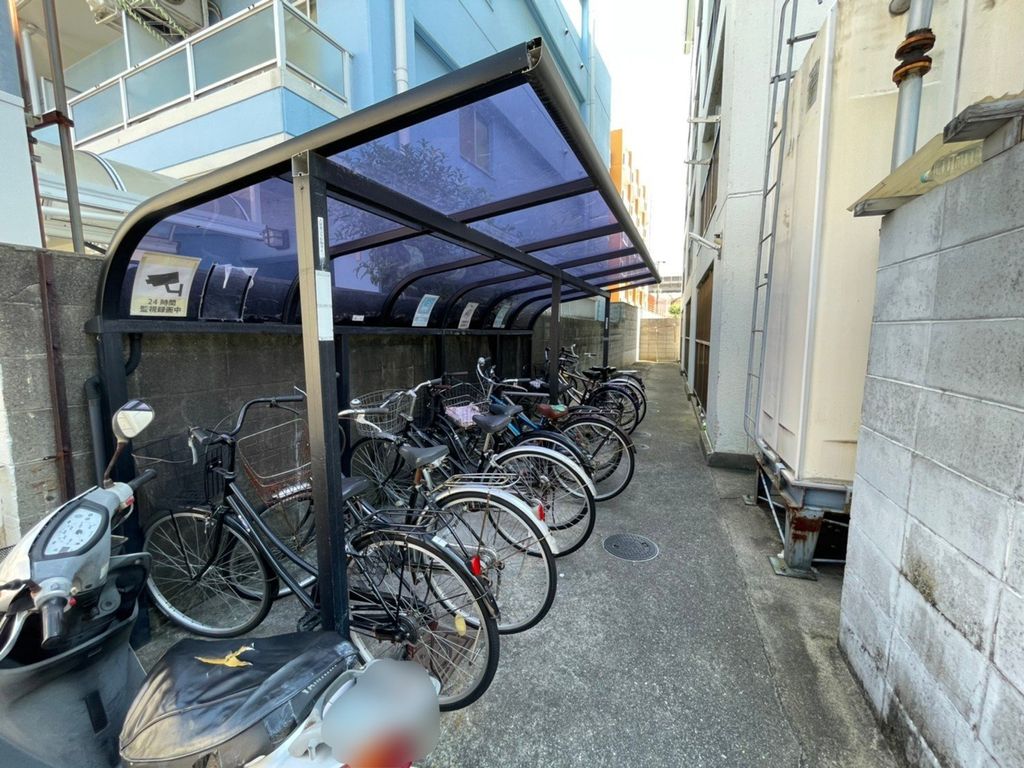 その他共有部分　駐輪スペースもございます♪