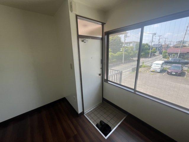 玄関　ゆったりとした玄関です