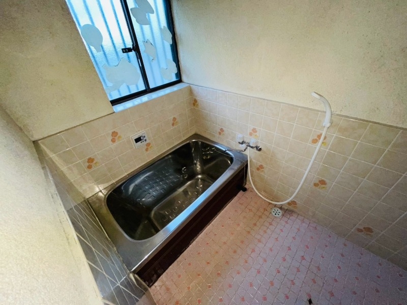 須磨区妙法寺字津江田937-4戸建の風呂写真