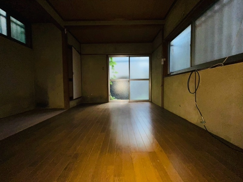 須磨区妙法寺字津江田937-4戸建の居間写真