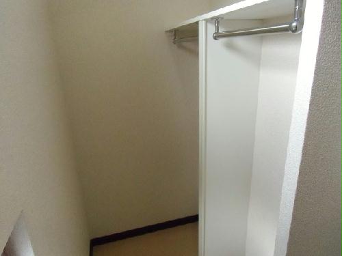 収納　２Ｆの部屋にはウォークインクローゼットがあります