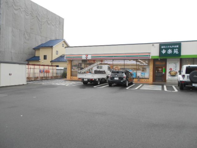 コンビニ　セブン-イレブン海老名国分南店（コンビニ）まで605m