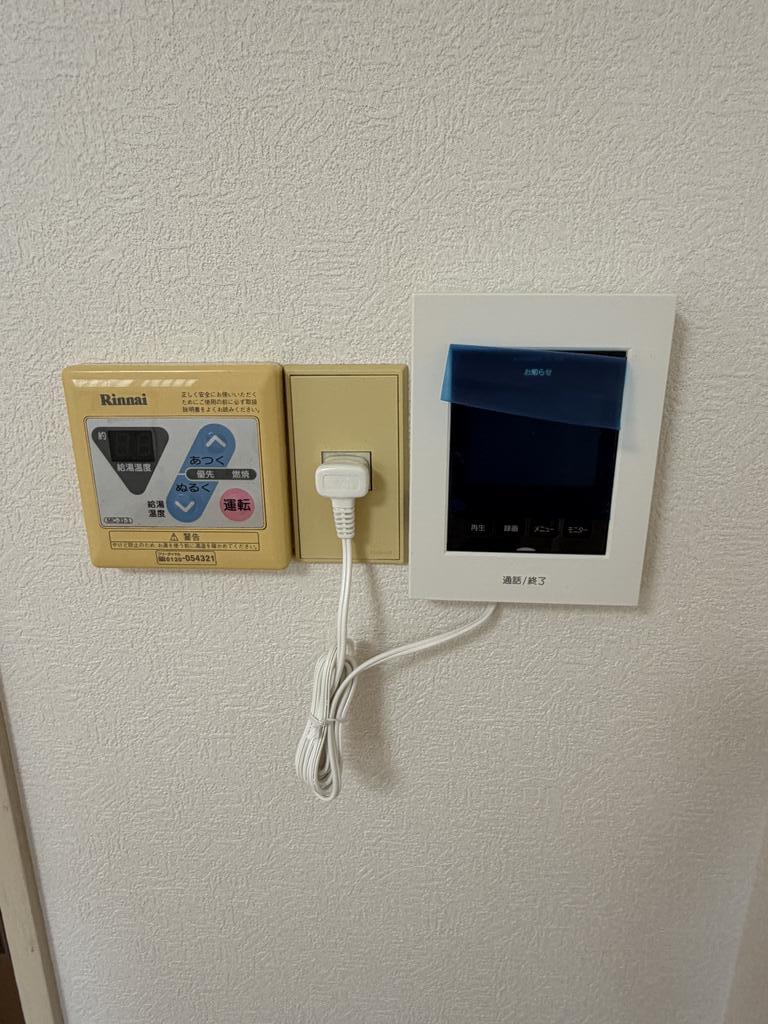 セキュリティ　モニター付きインターホン