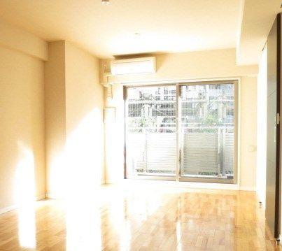 居室・リビング　別号室参考写真