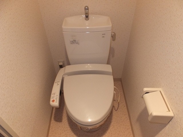 テリオ中島西のトイレ写真