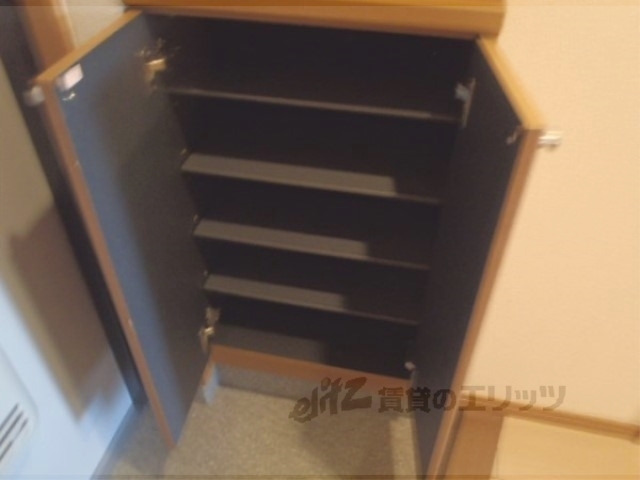 収納　下駄箱