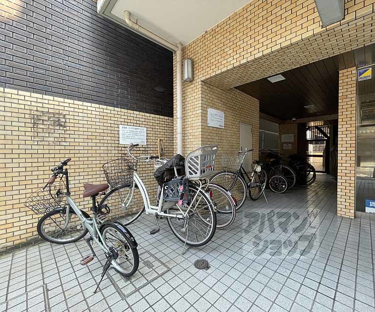 DETOM-1烏丸二条の外観写真