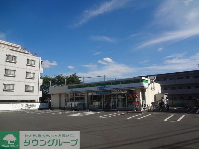 コンビニ　ファミリーマート昭島緑町店（コンビニ）まで600m