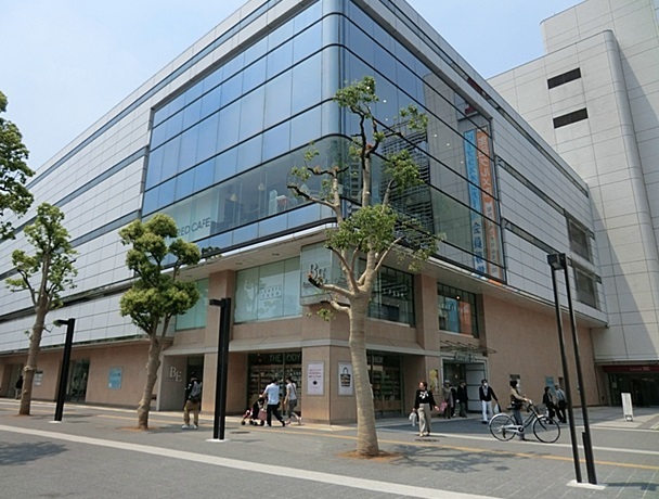 ショッピングセンター　アトレ川崎（atrekawasaki）（ショッピングセンター）まで550m