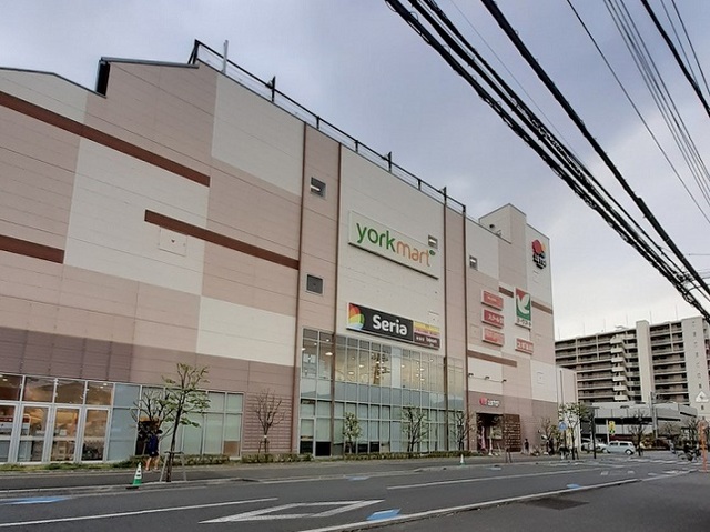 スーパー　ヨークマート　日進店（スーパー）まで700m