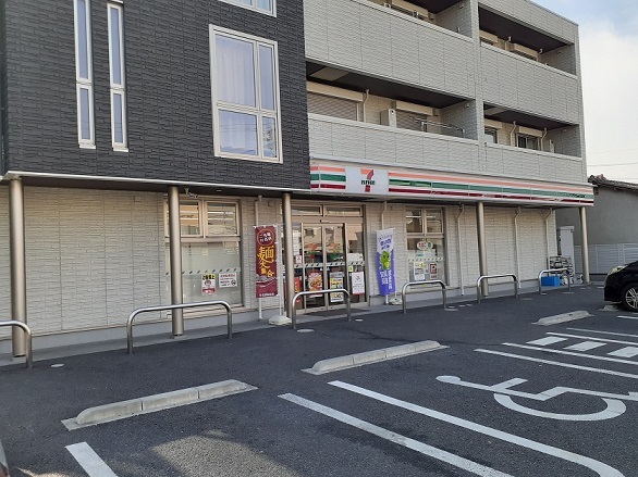コンビニ　セブン　さいたま宮原3丁目店（コンビニ）まで300m