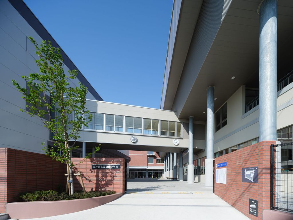 小学校　江戸川区立篠崎小学校（小学校）まで510m