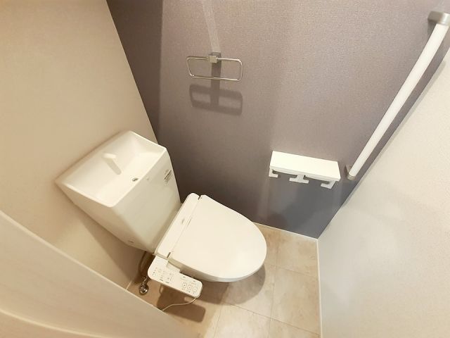 DaisyBのトイレ写真