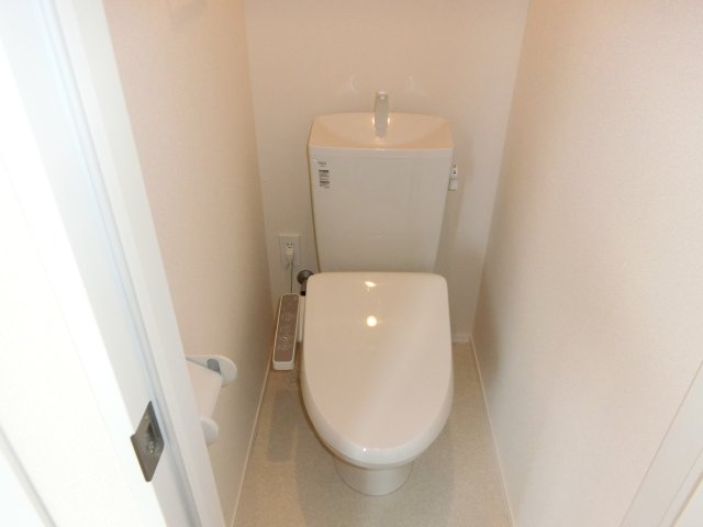 メゾンラールのトイレ写真