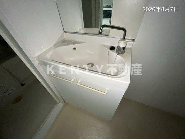 洗面設備　コンパクトで使いやすい洗面所