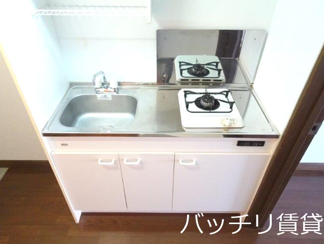 キッチン　＊別部屋の為イメージ、現状を優先致します。