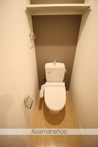 岡山電軌東山本線 西川緑道公園駅 徒歩7分 11階建 築13年のトイレ写真