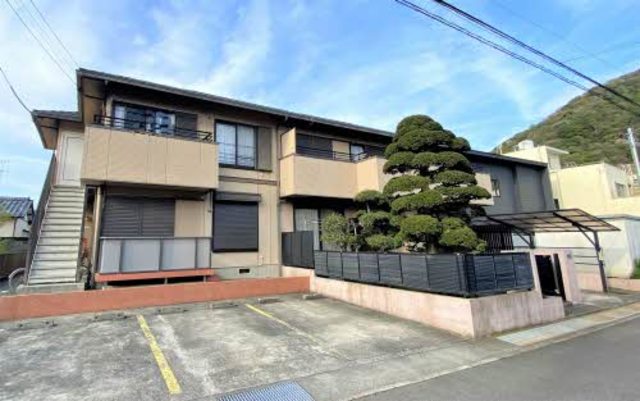 ＪＲ御殿場線 沼津駅 バス乗車時間：10分 最寄りバス停で下車 徒歩2分 築34年