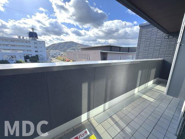 ＪＲ高徳線 徳島駅 徒歩17分 3階建 築3年の内装写真