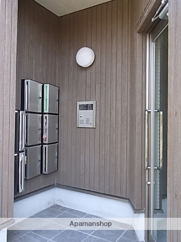 ＪＲ東海道本線 横浜駅 徒歩15分 3階建 築16年の外観写真