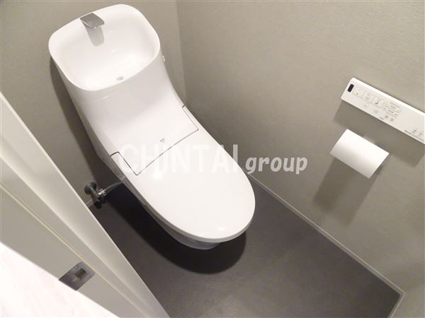 京王線 笹塚駅 徒歩11分 13階建 築5年のトイレ写真