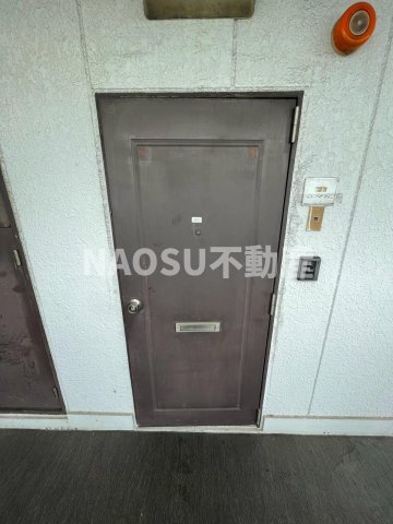 玄関　落ち着いた玄関です