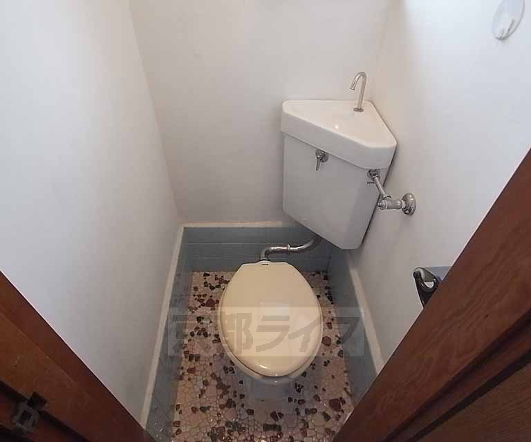 トイレ　洋式のトイレです。
