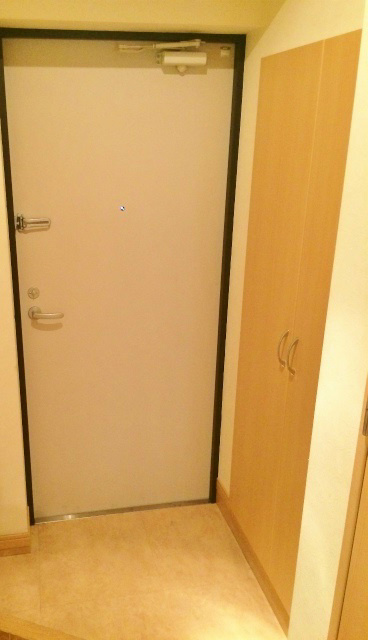 玄関　別部屋参照写真