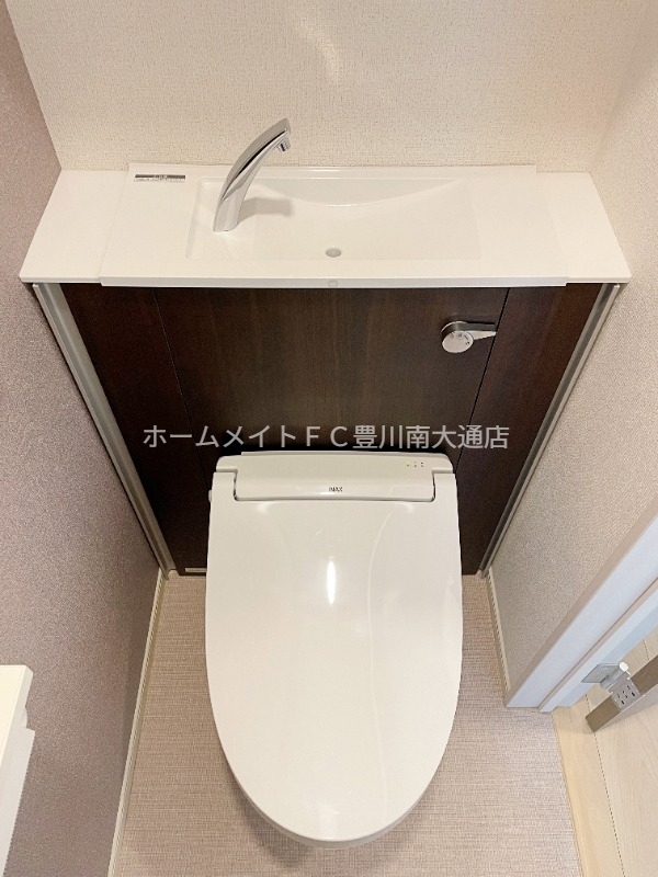 トイレ　同型完成モデル