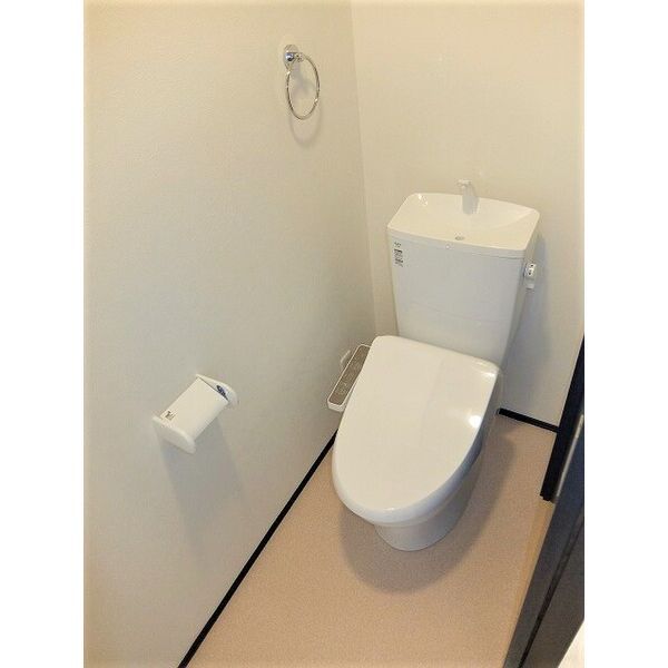 安積ヒルズのトイレ写真