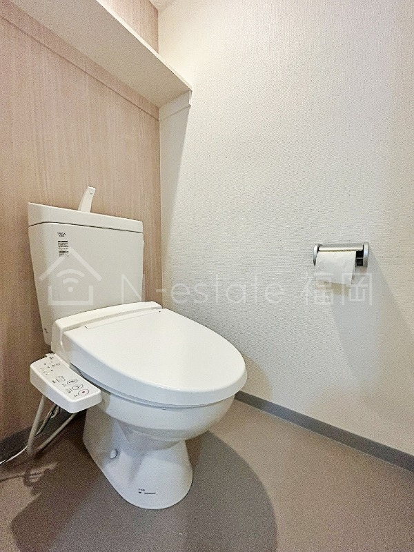 地下鉄空港線 西新駅 徒歩16分 10階建 築7年のトイレ写真