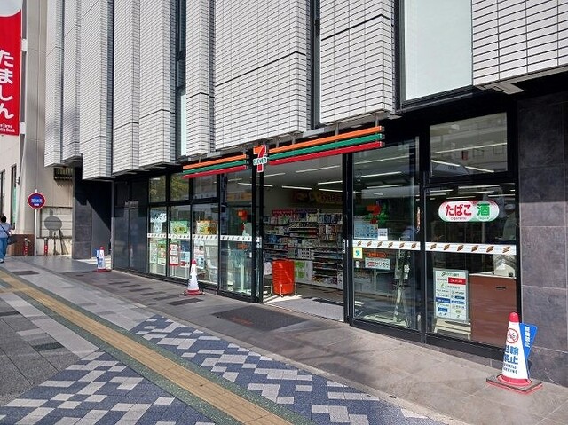 コンビニ　セブンイレブン（コンビニ）まで350m