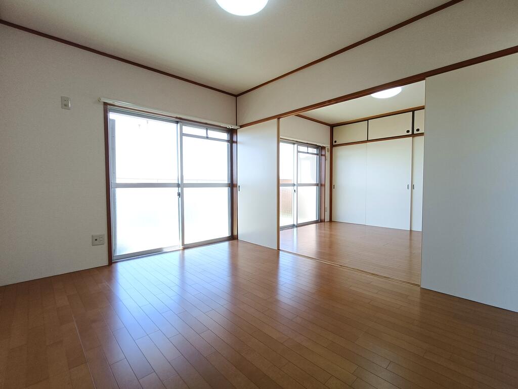 辻産業第1ビルの内装写真