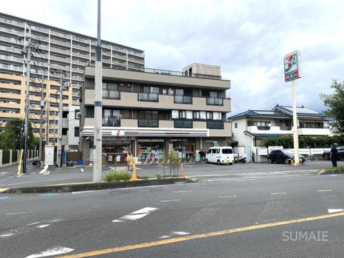 コンビニ　セブンイレブンさいたま本町西5丁目店（コンビニ）まで648m