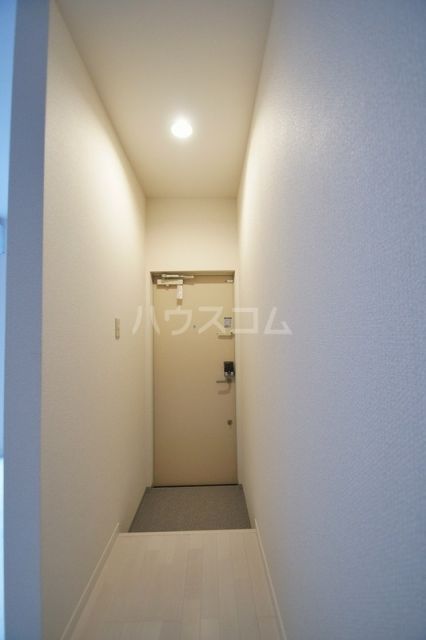 ＪＲ総武線 小岩駅 徒歩7分 2階建 築15年の玄関写真
