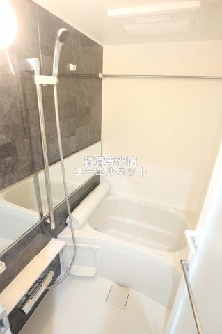 地下鉄御堂筋線 江坂駅 徒歩9分 4階建 新築の風呂写真