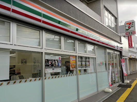 コンビニ　セブンイレブン 山陽高砂駅前店（コンビニ）まで464m