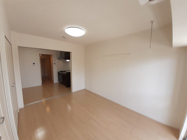 その他部屋・スペース　明るい色調の室内です