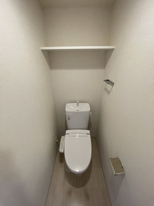 プレサンス新栄町ギャラントのトイレ写真