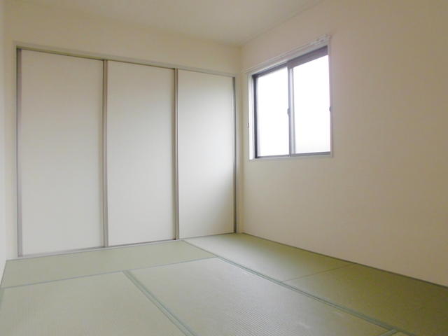 その他部屋・スペース　【別室参考写真】和室あります。