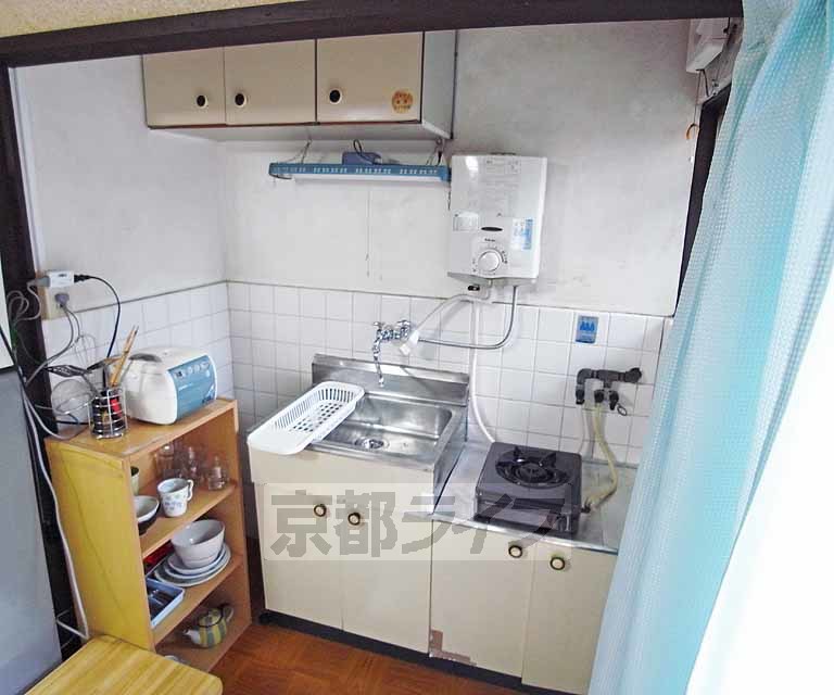 京阪鴨東線 出町柳駅 徒歩24分 2階建 築57年のキッチン写真